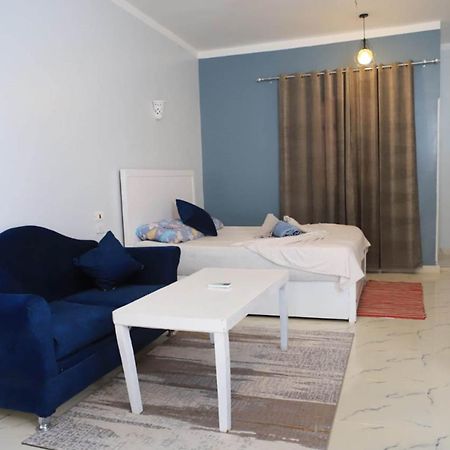 Nefertarie Guest House Luksor Exterior foto