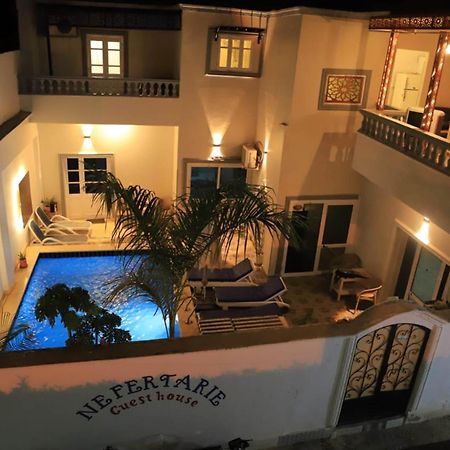 Nefertarie Guest House Luksor Exterior foto