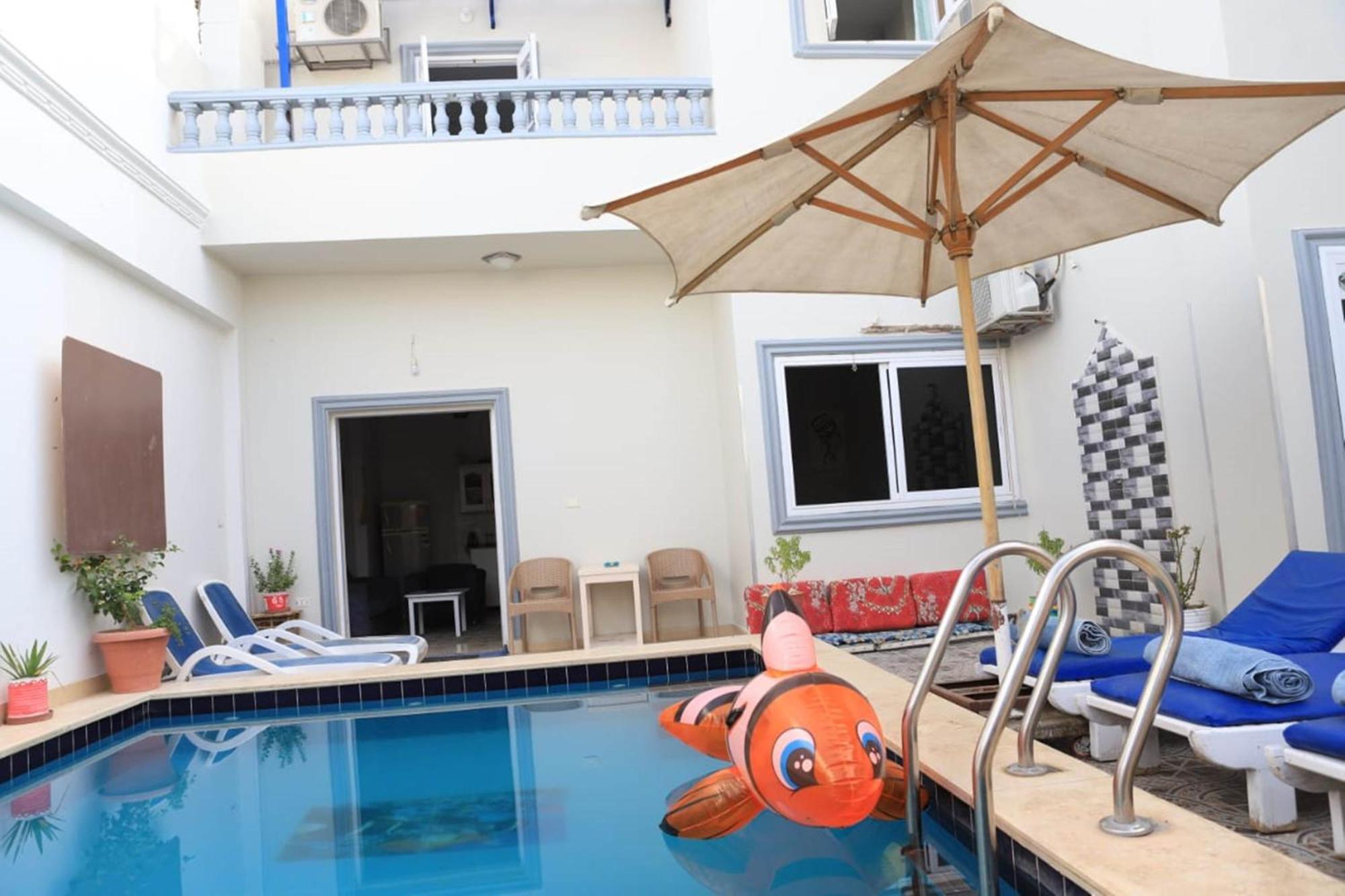 Nefertarie Guest House Luksor Exterior foto