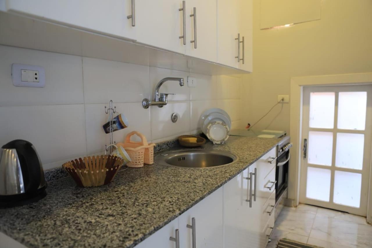 Nefertarie Guest House Luksor Exterior foto